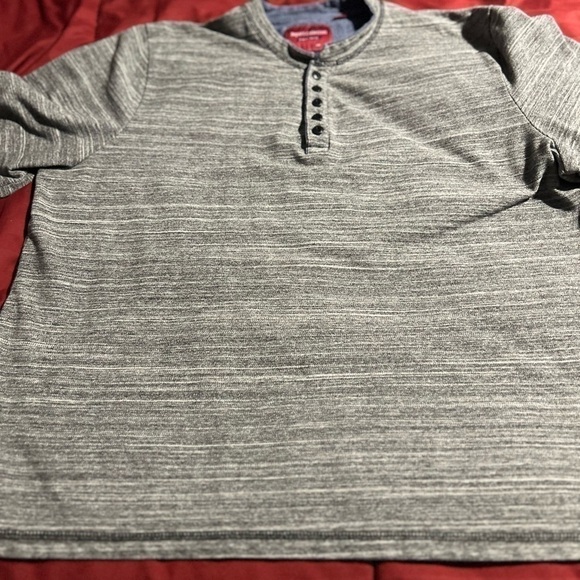 COPY - Quarter button down shirt - Picture 1 of 8